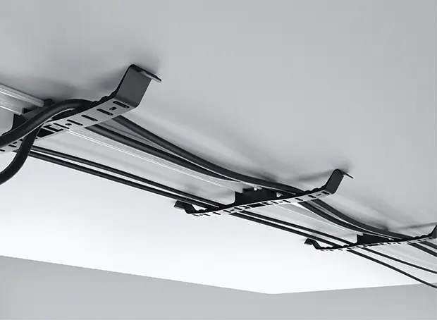 DK 02 - držák kabelu pod stolovou desku, oboustranný