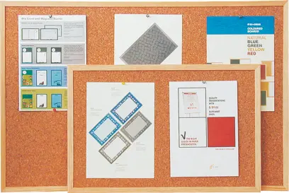 KOREK 60/90 nástěnka, dřevěný rám, 600x900 mm