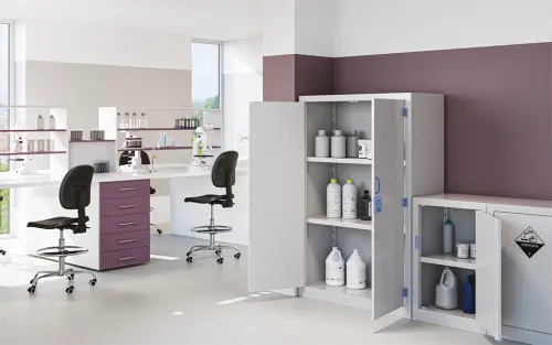 PUR 62, židle antistatická, laboratorní a dílenská, PU černá