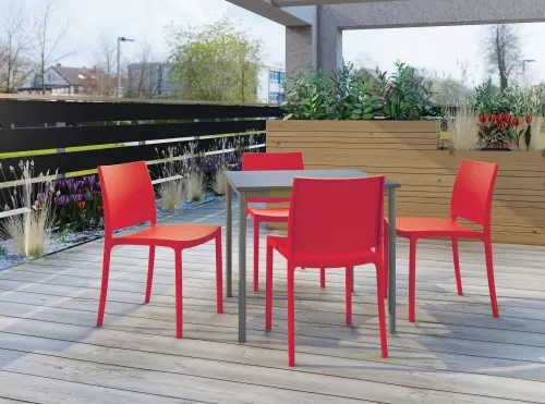 GRÉTA židle plastová, červená