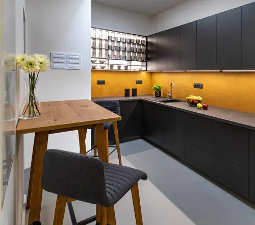 Holden stůl zvýšený