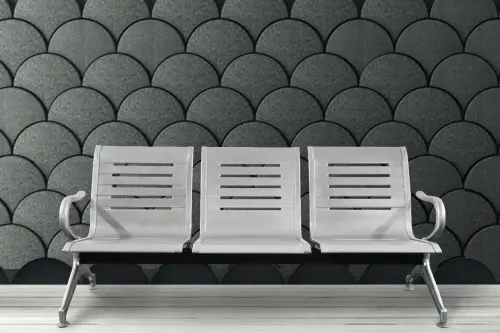 LINE 4, kovová lavice do čekárny, 4-sedák, stříbrná