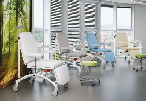 OZC - 12 křeslo odběrové, světle modré