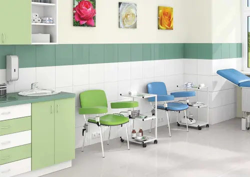 OZC - 02 židle odběrová s dvěma područkami, koženka OTO N 15 blankytně modrá