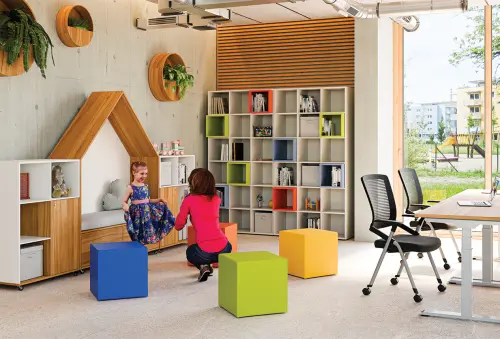 KOSTKA taburet, koženka šedá