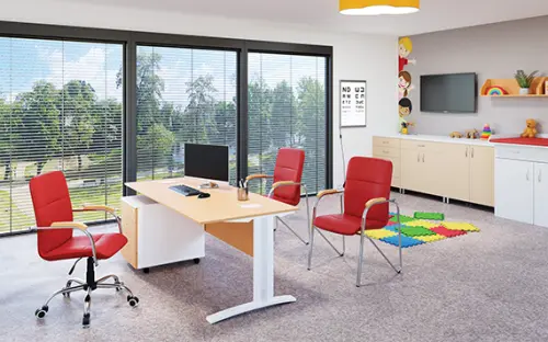 LAURA židle, koženka červená, područky buk