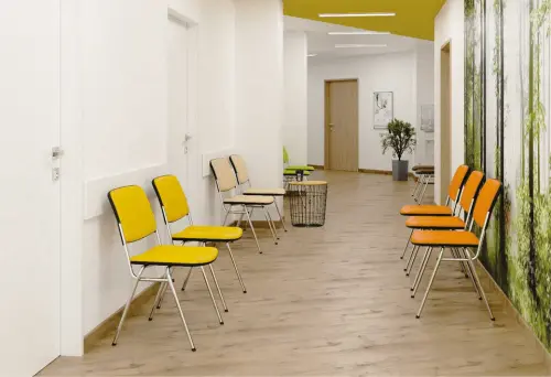 LUISA židle konferenční, koženka zelená