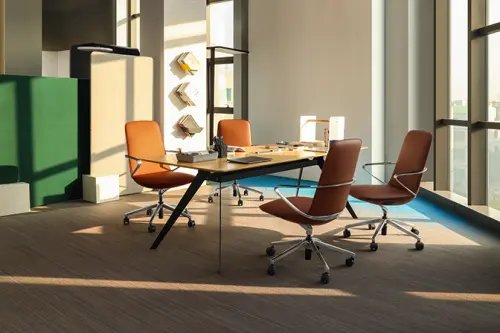 AURA MEETING, křeslo kancelářské, kříž ALU, hnědá kůže